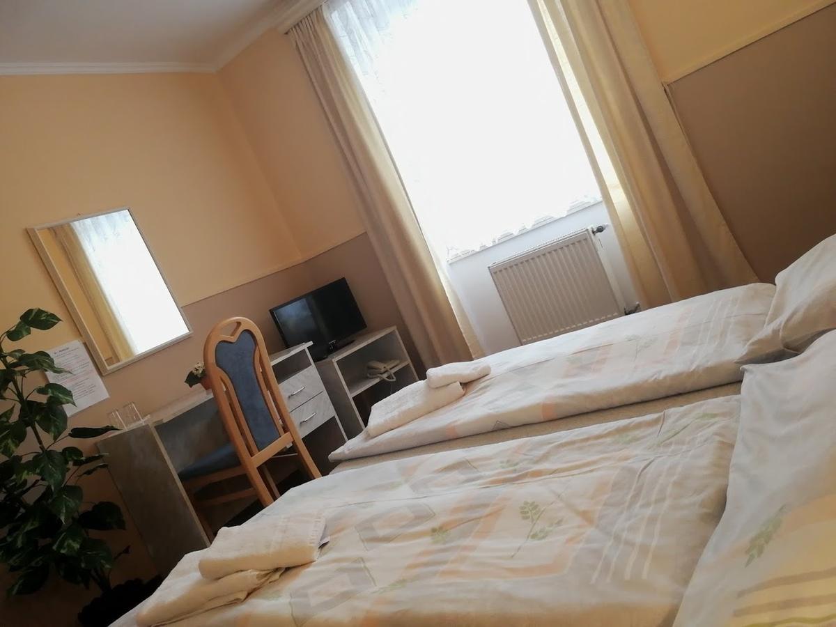 Hotel Wertheim Prag Eksteriør billede